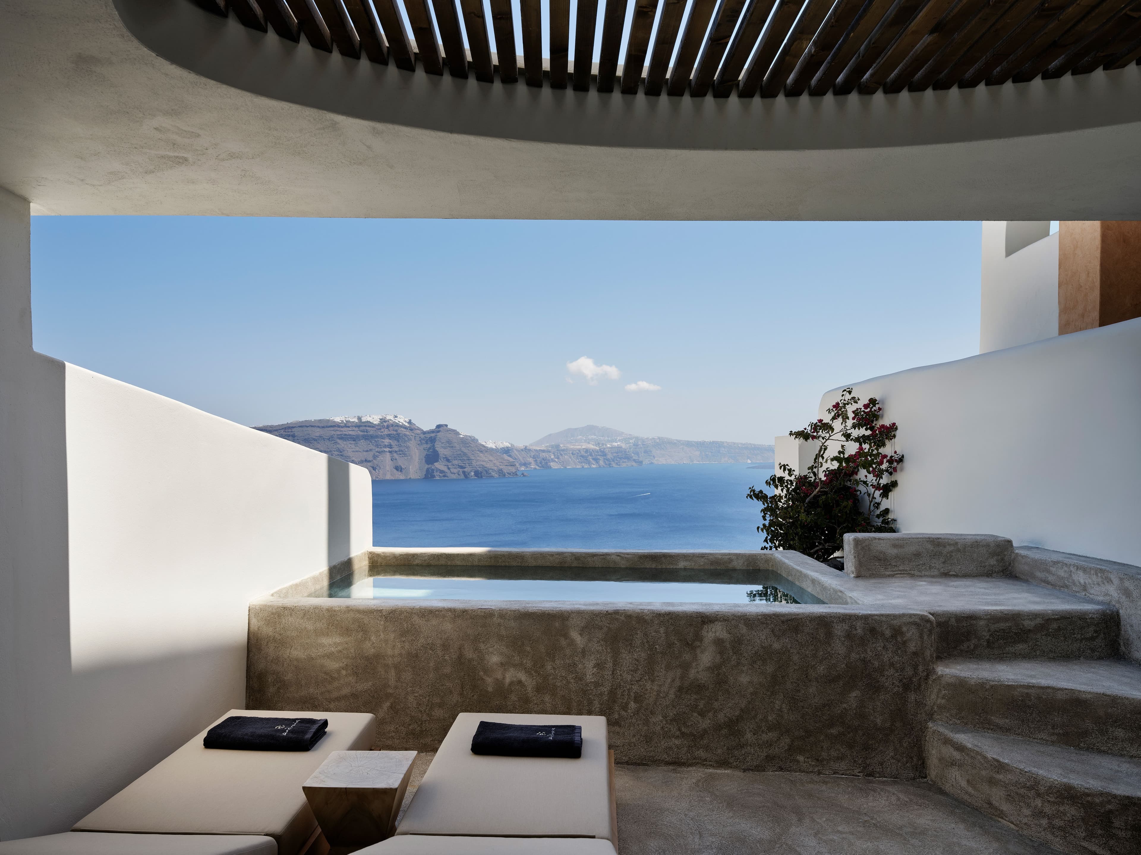 Superior Suite with Private Pool room